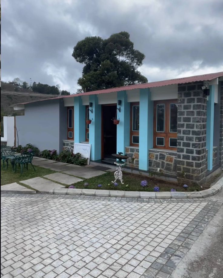 Cafe Wisteria Kodaikanal